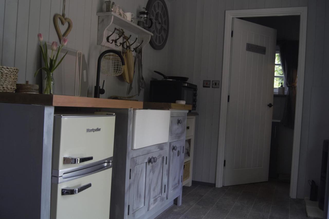 Кемпинг Nefoedd Romantic Shepherds Hut Суонси